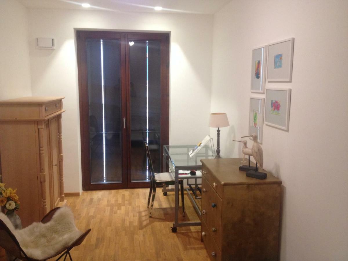 Ferienwohnung Am Zwinger Dresden Buitenkant foto